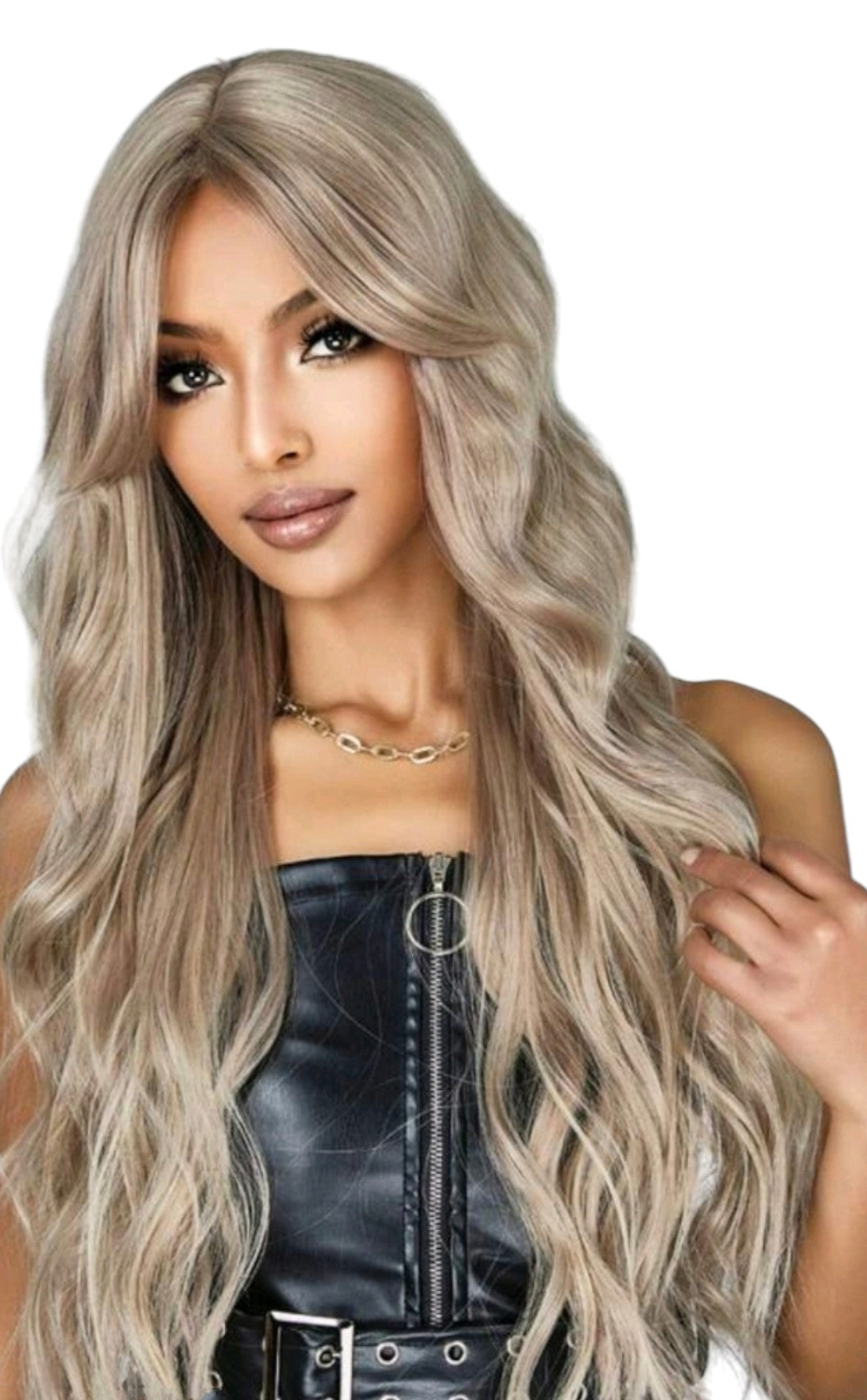 Champagne Blonde Long Wavy Wig. Uma