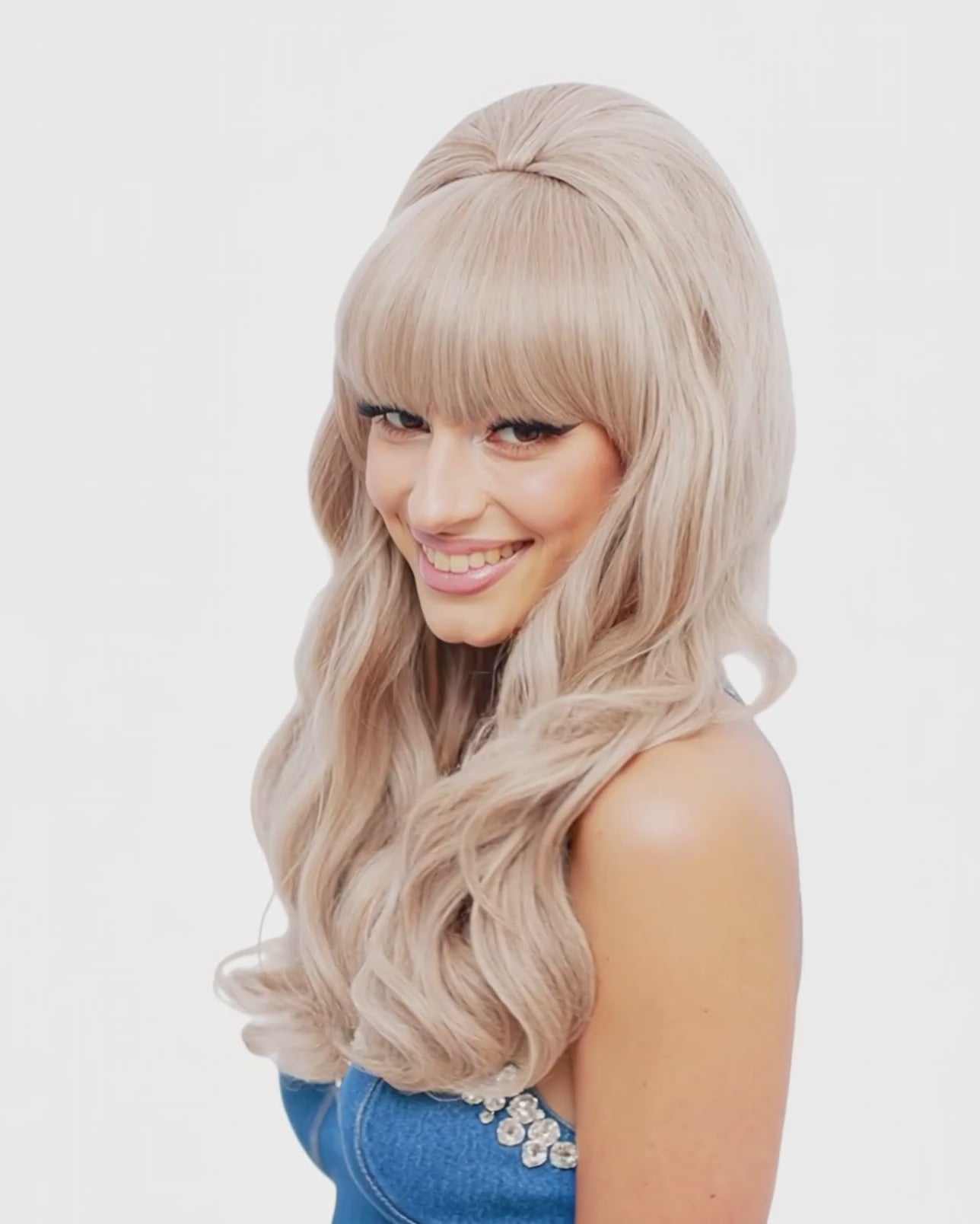 Blonde Pin Up Beehive Volume 60s Wig. Priscilla