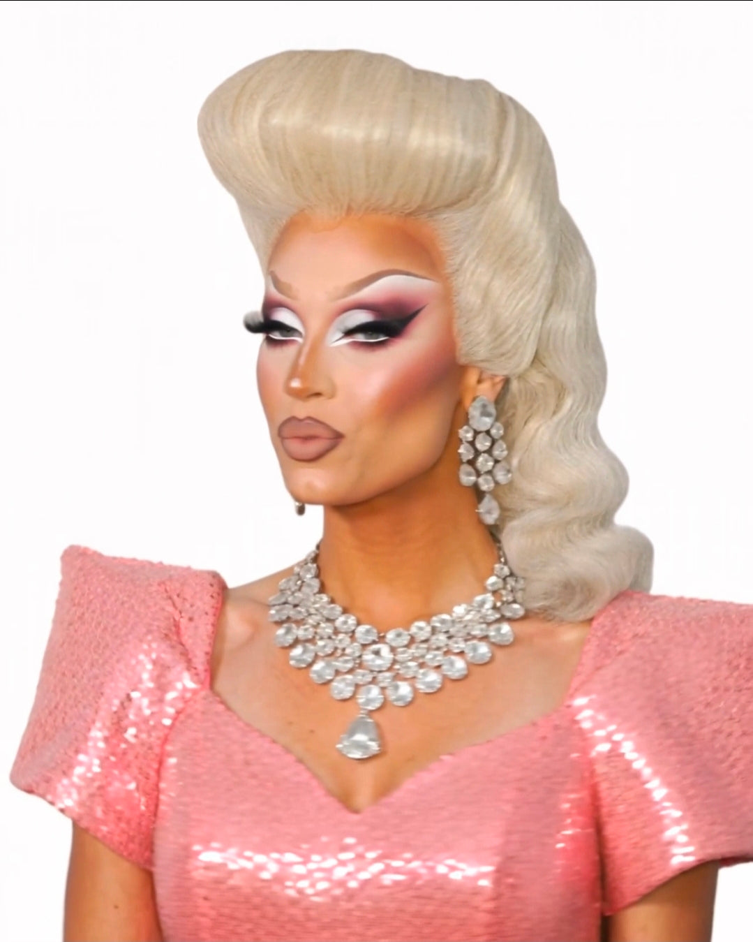 Platinum Blonde Pin Up Vintage Roll Wig. Hotstuff